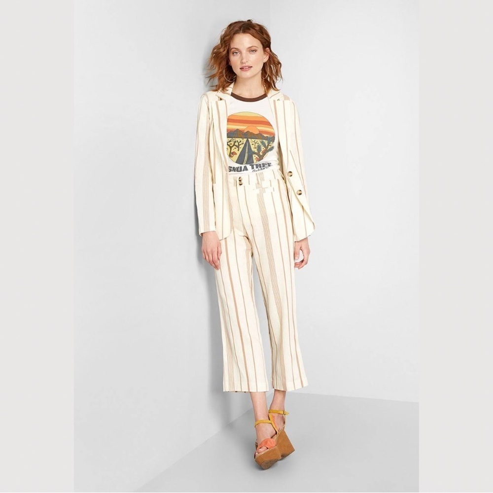 NWT Modcloth New Opportunities Capri Flare Crop Linen Pants, size 8